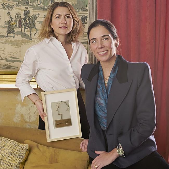 Virginie Milosevic, directora de Zona de Europa Sisley y Covadonga López-Fanjul, responsable de Trade Marketing de Sisley Paris.